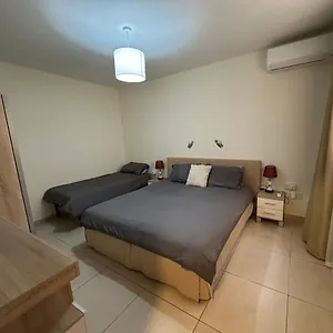 Spinola Bay - St Julians Near Prime Location San Giuliano